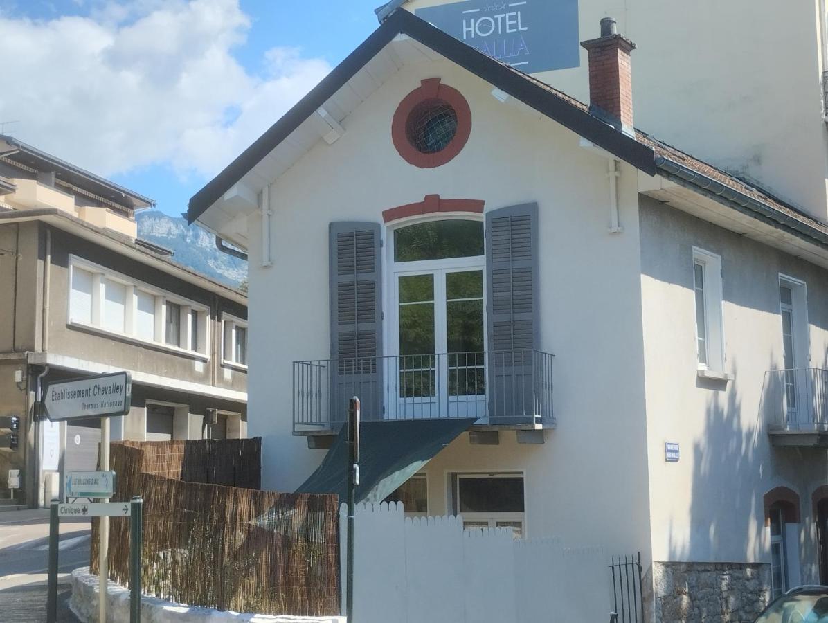 Studio Hortensia 2 Etoiles Dans Une Maison De Ville A 400M Du Centre Ville Aix-les-Bains Exterior photo